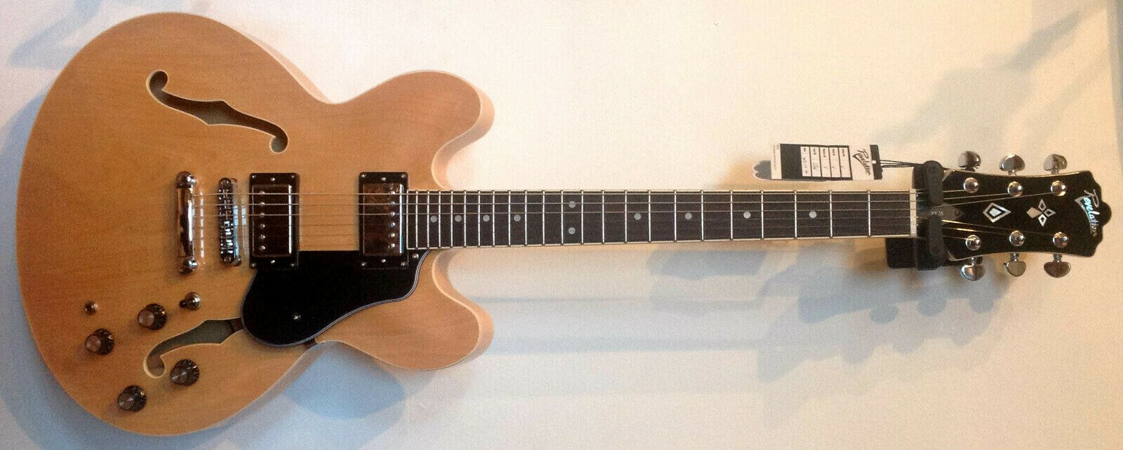 Revelation RT 35 Natural Vintage & Modern Guitars