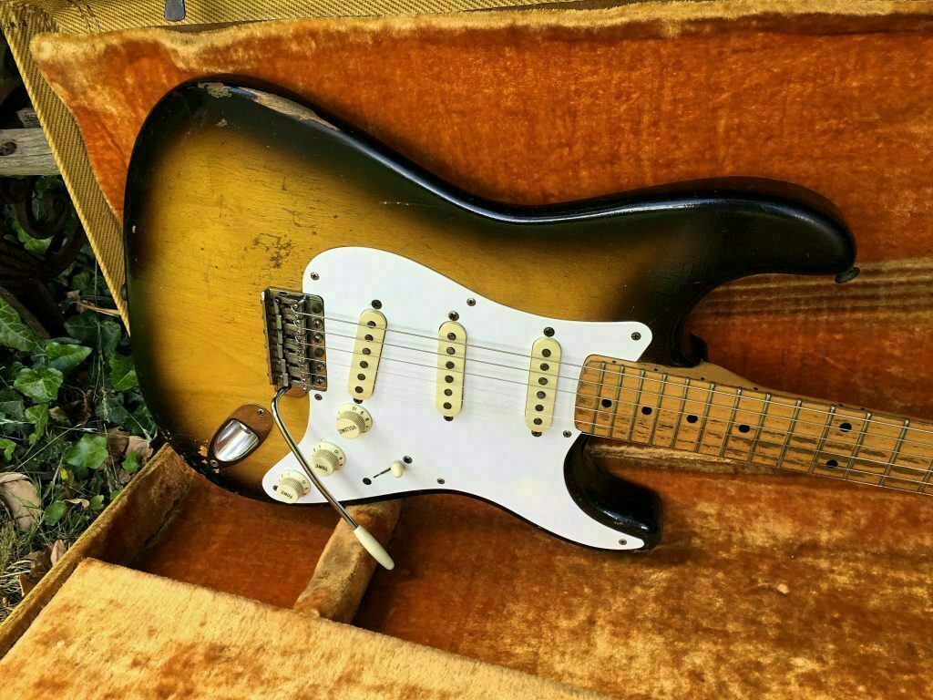 1957 Fender Stratocaster - Vintage & Modern Guitars