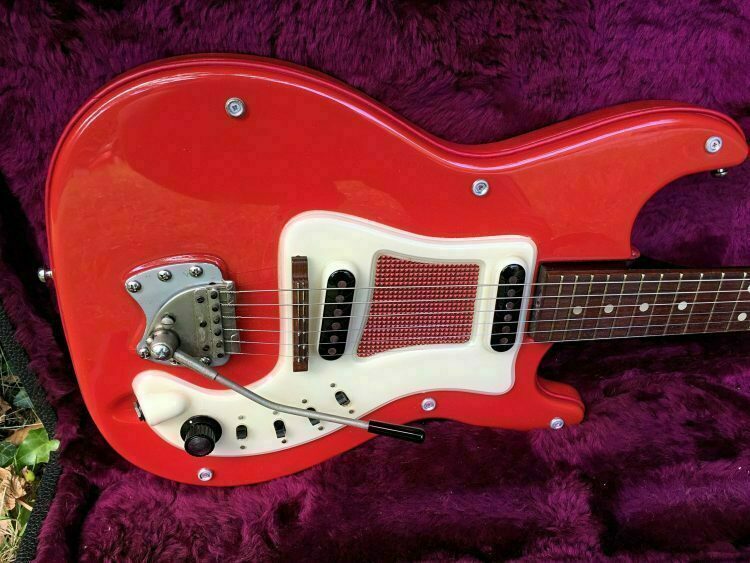 1960's Hagstrom Futurama II Deluxe - Image 4