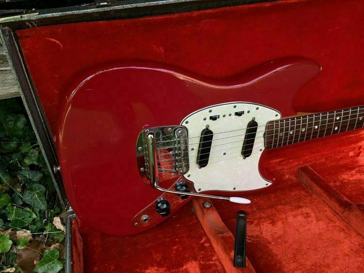 1966 Fender Mustang Dakota Red - Image 5