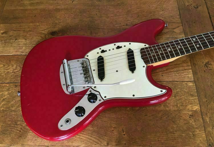 1966 Fender Mustang Dakota Red - Image 2