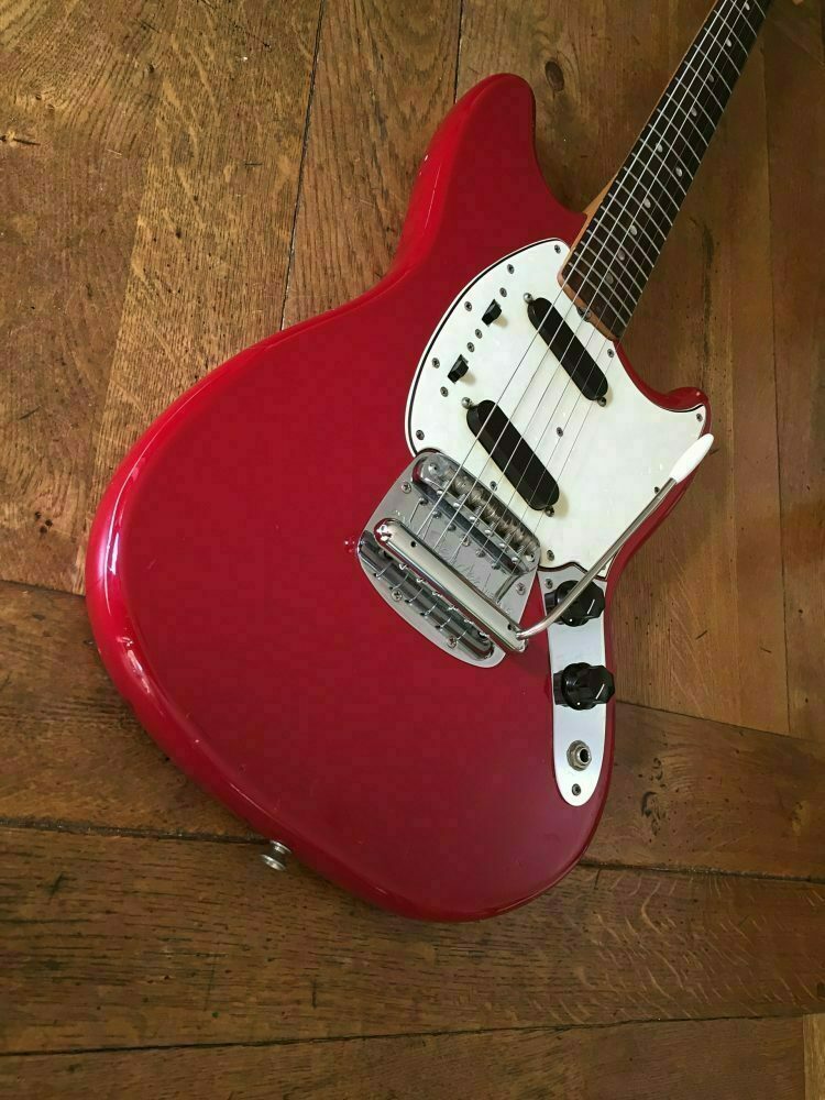 1966 Fender Mustang Dakota Red - Image 3
