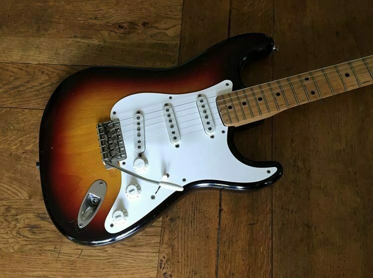 1958  Fender Stratocaster - Image 2