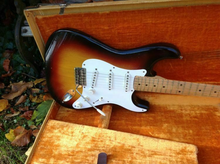 1958  Fender Stratocaster - Image 8