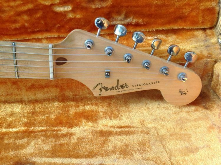 1958  Fender Stratocaster - Image 11