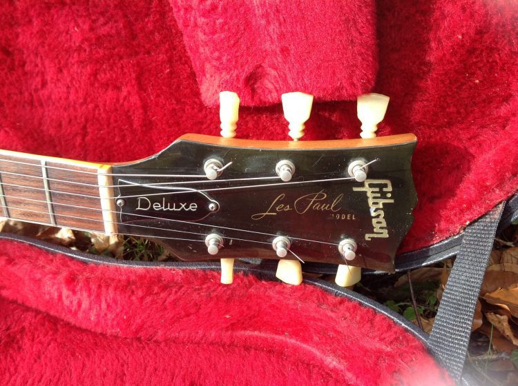 1971 Gibson Les Paul Deluxe Gold Top - Image 9