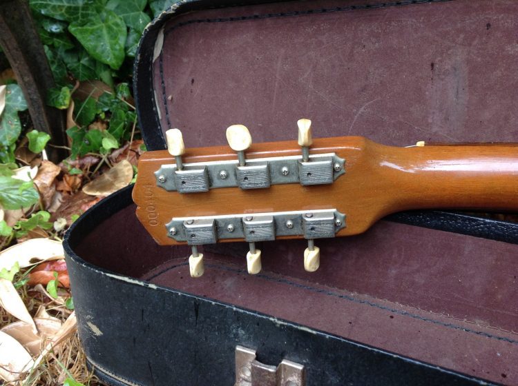 1967 Gibson SG Melody Maker Pelham Blue - Image 5