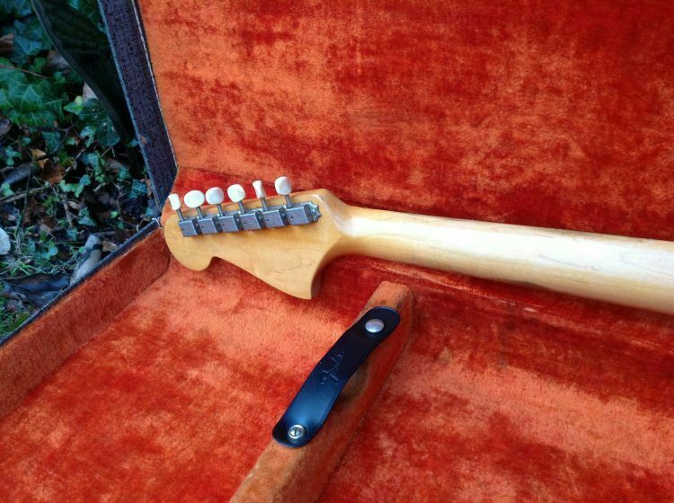 1964 Fender Mustang Olympic White - Image 7