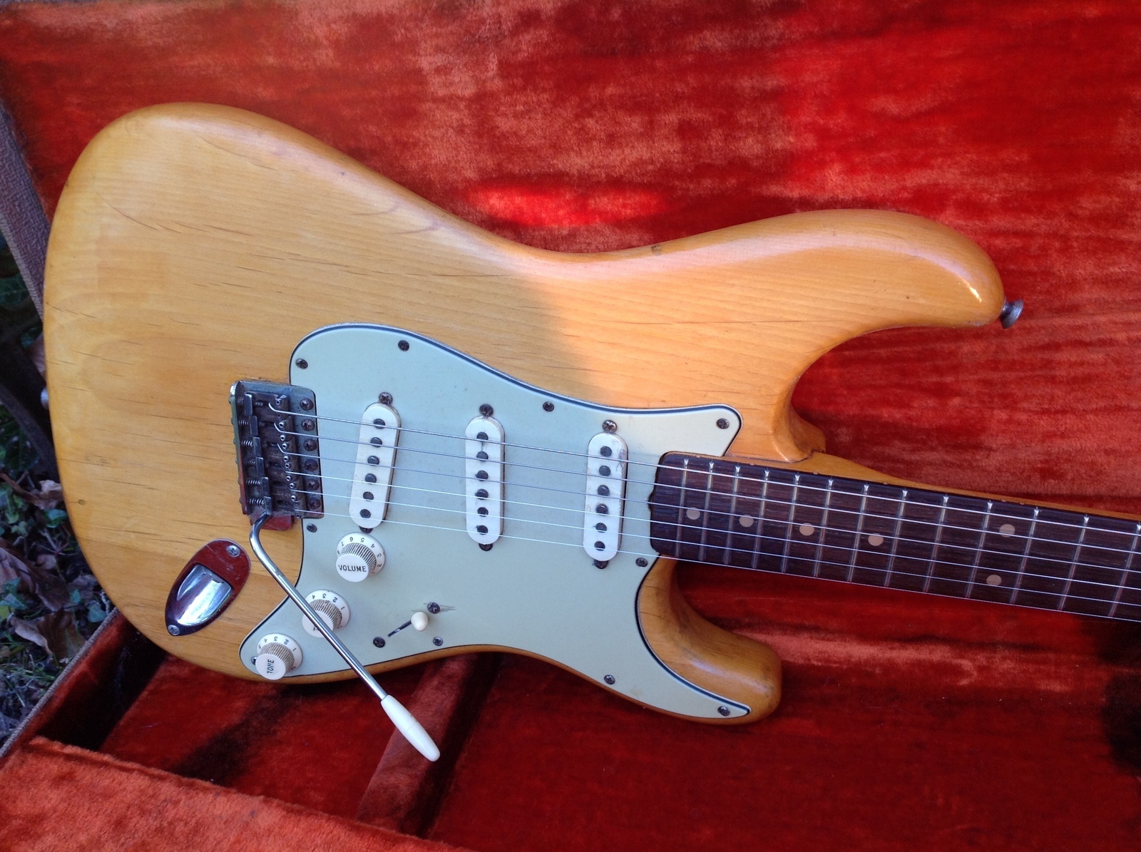 1963 Fender Stratocaster Vintage & Modern Guitars