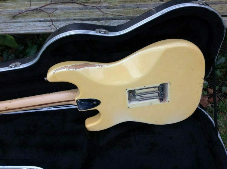 1972 Fender Stratocaster Olympic White - Image 5