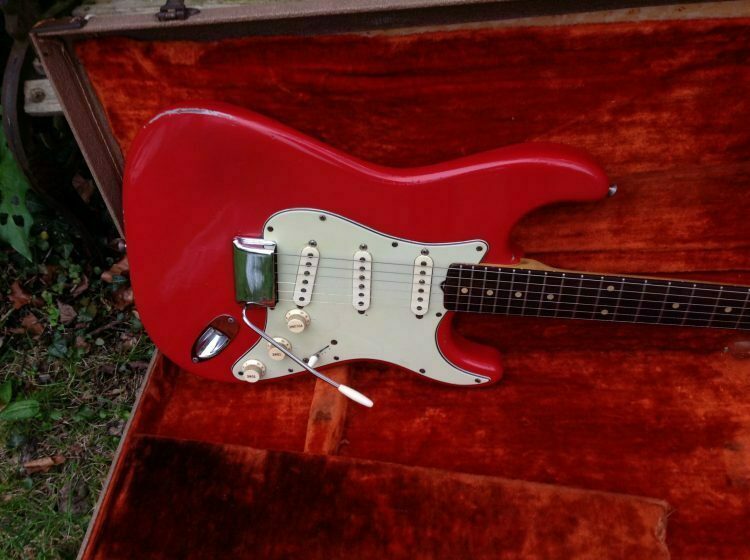 1962 Fender Stratocaster Dakota Red - Image 2