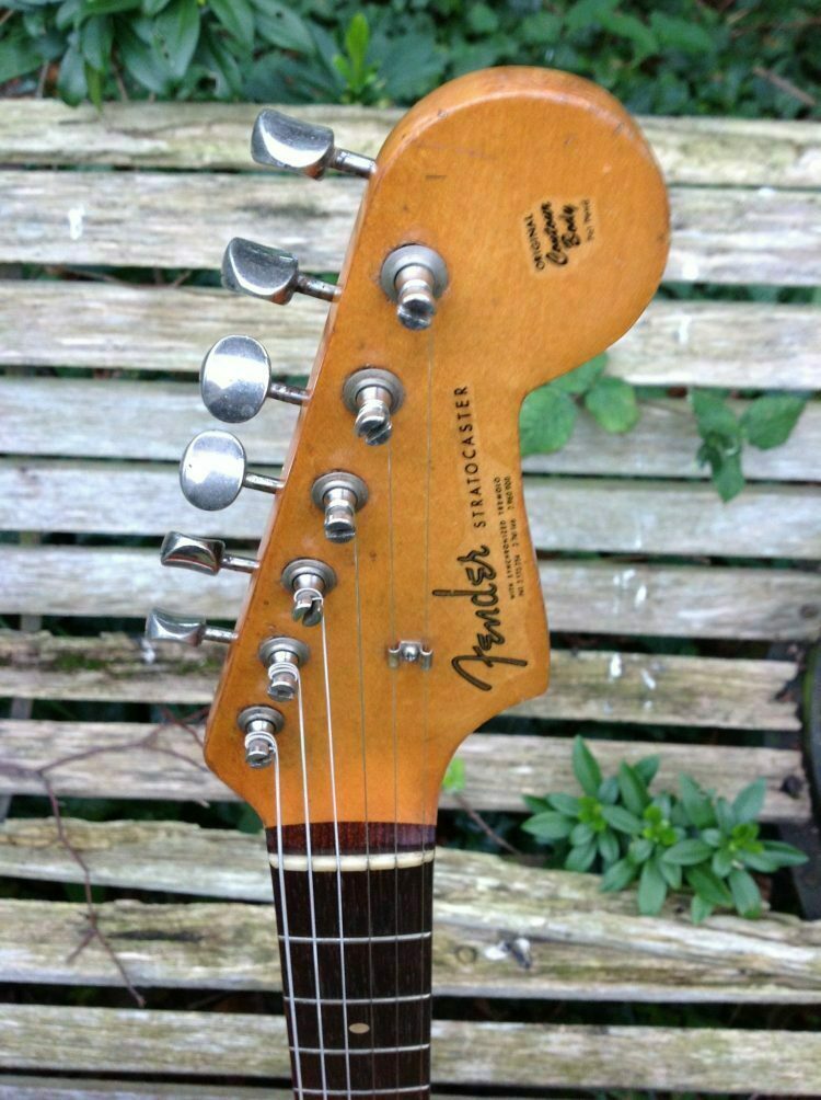 1962 Fender Stratocaster Dakota Red - Image 3