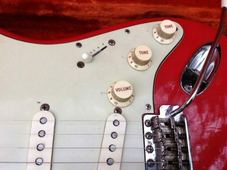 1962 Fender Stratocaster Dakota Red - Image 8
