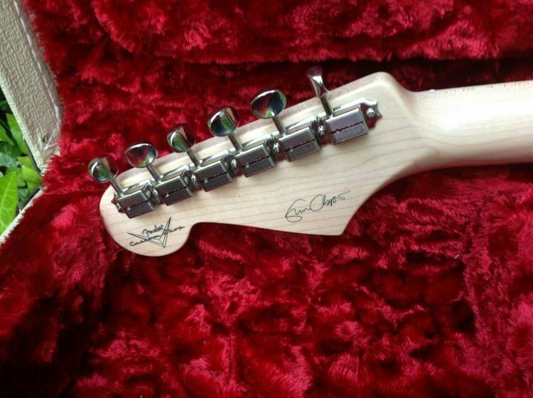 2013 Fender Custom Shop Eric Clapton Stratocaster Daphne Blue - Image 7