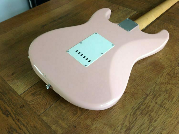 1996 Fender Japan 1962 Reissue Stratocaster Shell Pink - Image 9