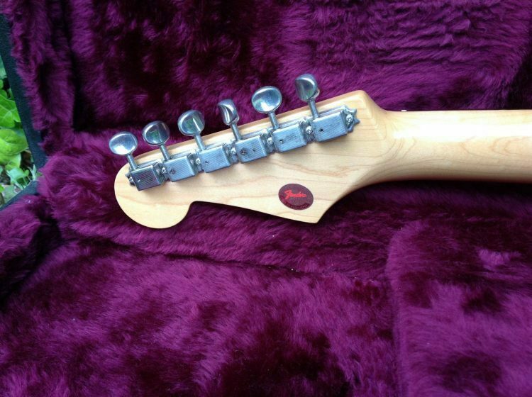 1996 Fender Japan 1962 Reissue Stratocaster Shell Pink - Image 3