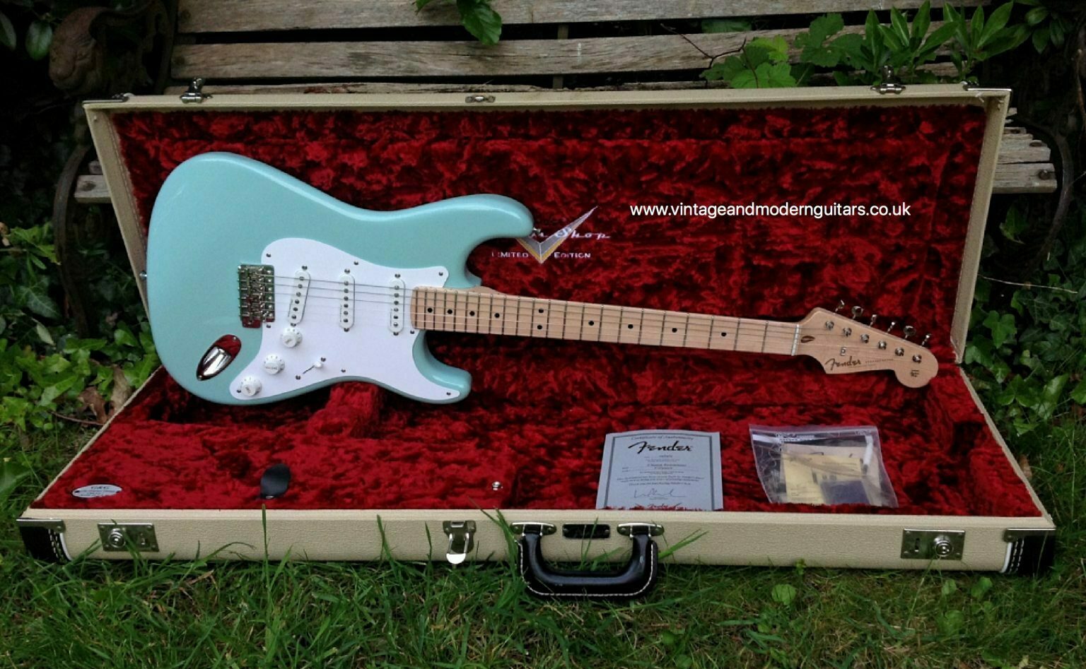 2013 Fender Custom Shop Eric Clapton Stratocaster Daphne Blue Vintage