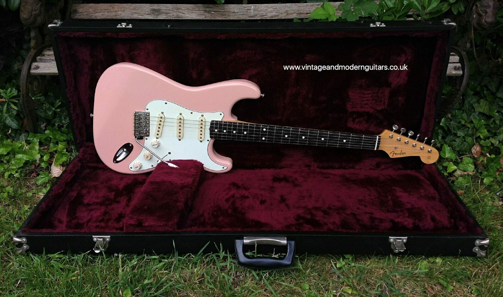 1996 Fender Japan 1962 Reissue Stratocaster Shell Pink