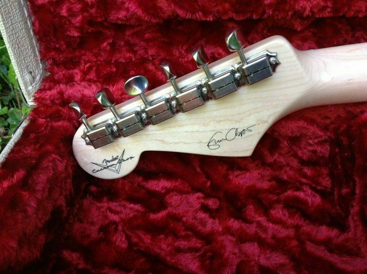 2011 Fender Custom Shop Eric Clapton Stratocaster Daphne Blue - Image 5