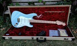 2011 Fender Custom Shop Eric Clapton Stratocaster Daphne Blue