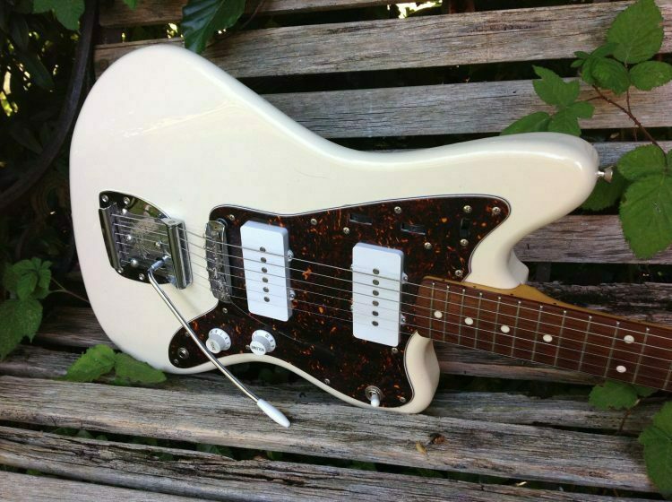 1994 Fender Japan Jazzmaster Olympic White - Image 3