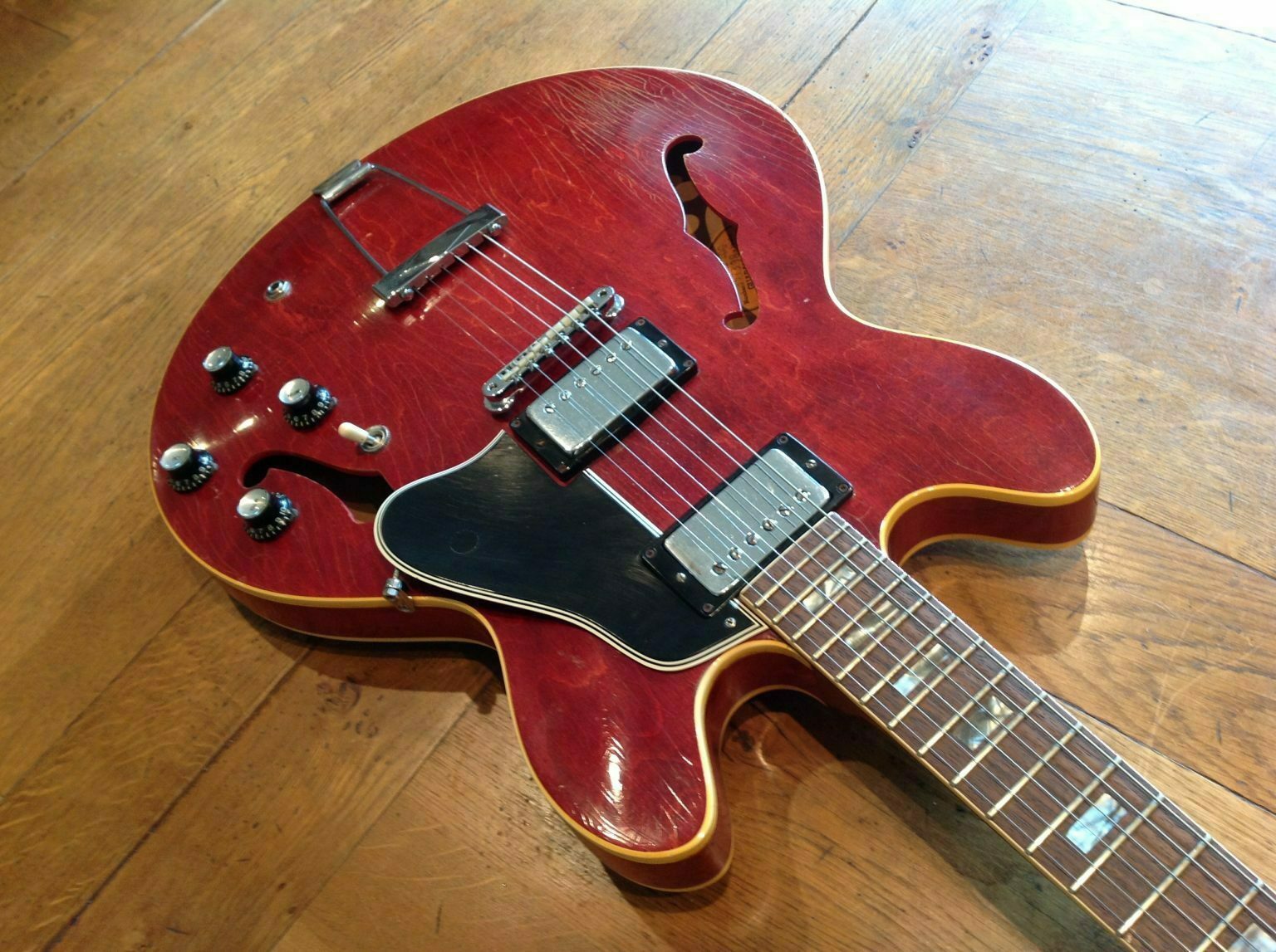 1966 Gibson ES 335 Cherry Vintage & Modern Guitars