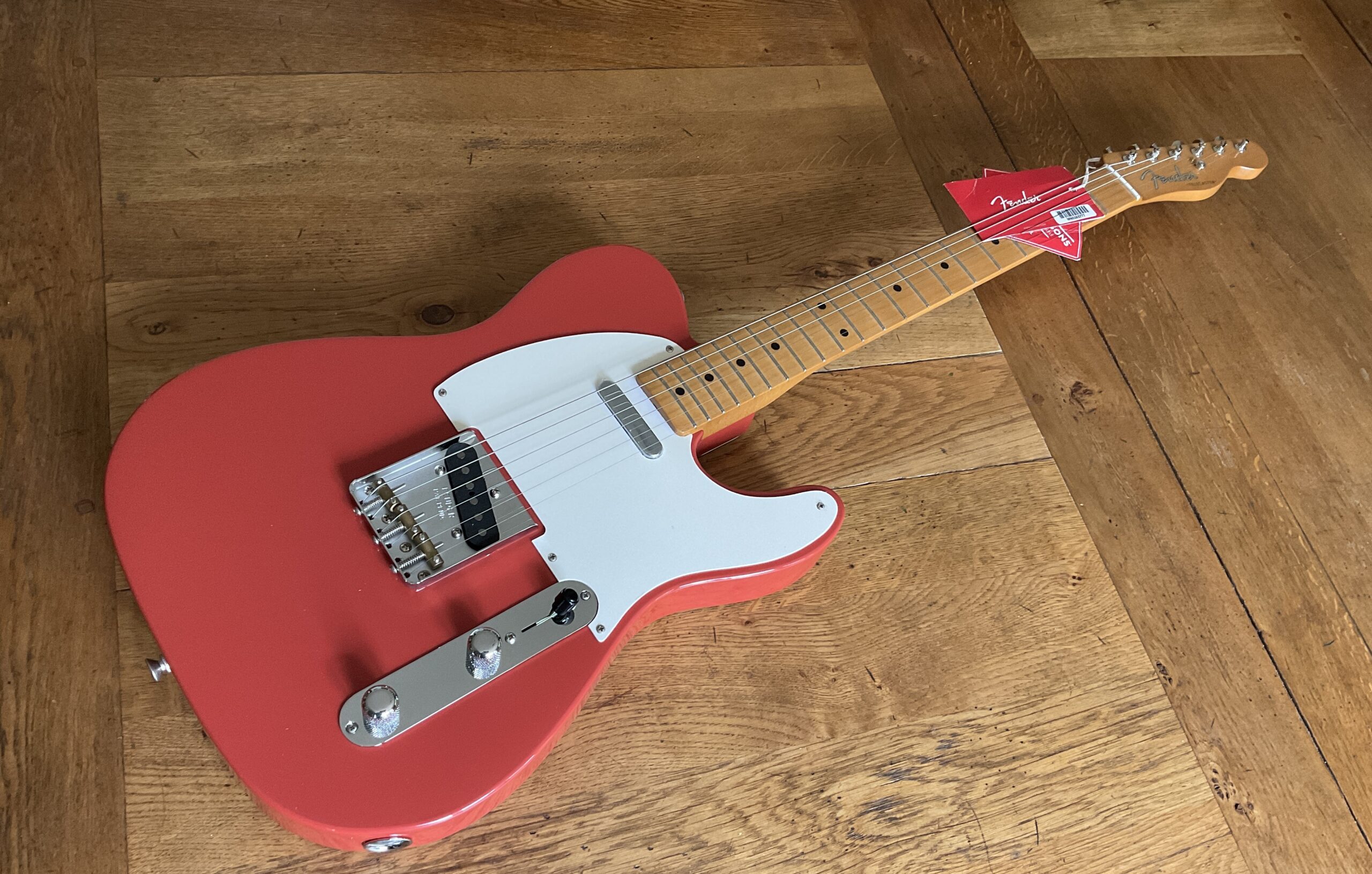 fender vintera Fiesta red telecaster
