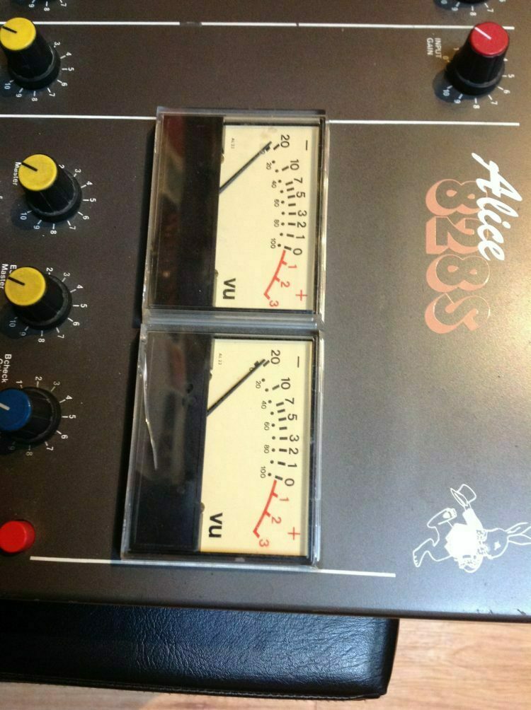 1970s Alice (Stancoil) 828S Mixer - Image 3
