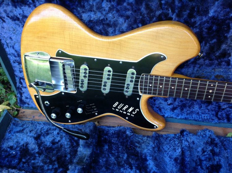 1963 Burns Split Sonic - Image 3