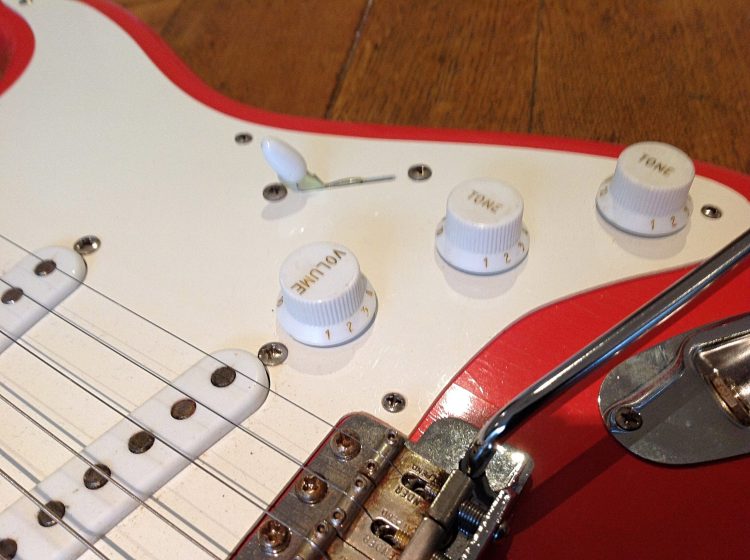 Custom luthier Build 1954 Stratocaster Fiesta Red - Image 8