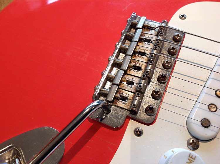 Custom luthier Build 1954 Stratocaster Fiesta Red - Image 3