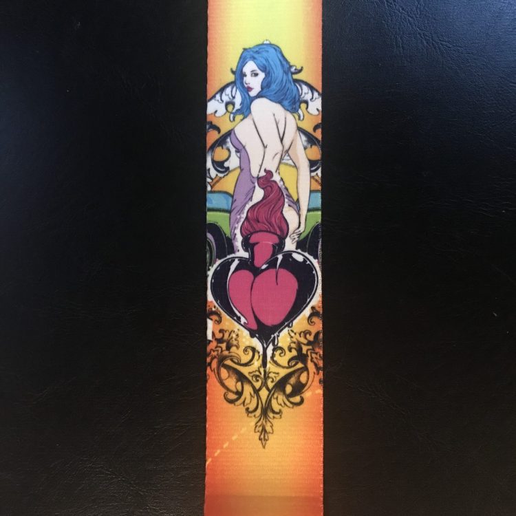 Stagg Terylene guitar strap with "Pin-up" Orange / Yellow - Image 2