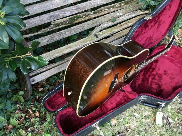 1944 Gibson "Banner" Southern Jumbo - Image 3
