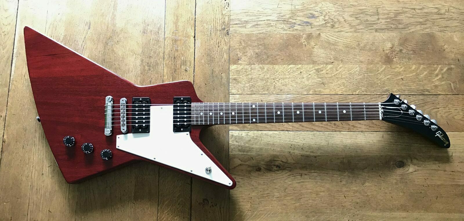 2016 Gibson Explorer Vintage & Modern Guitars