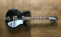 2013 Rickenbacker 381V69 Jetglo