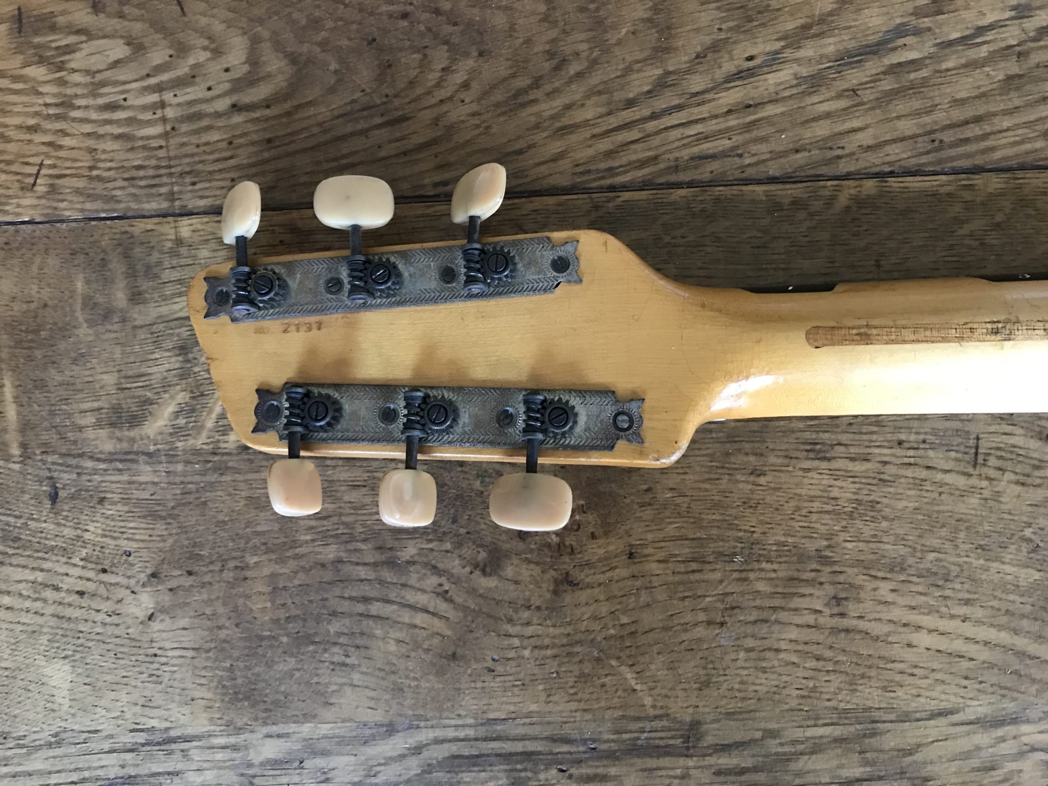 circa 1960 Grazioso Futurama 111 Vintage & Modern Guitars