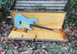 1961 Fender Stratocaster Daphne Blue