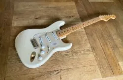 2005 Fender Custom Shop Ltd Edition For 2005 Namm 1956 Stratocaster Desert Sand Gold Hardware