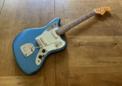 2018 Fender Johnny Marr Jaguar Lake Placid Blue