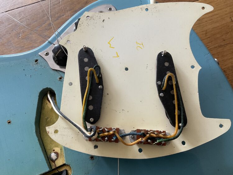 1967 Fender Mustang Daphne Blue - Image 18