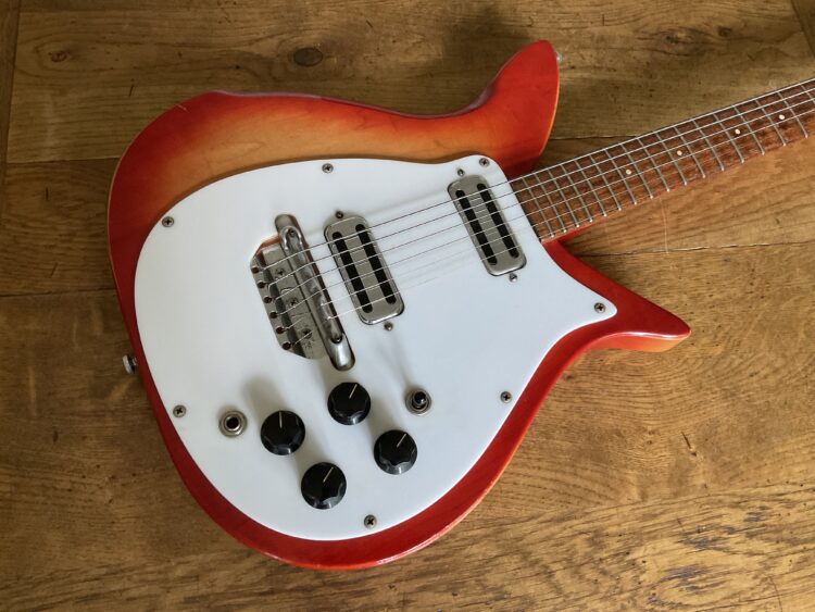 1967 Rickenbacker 950 Fireglo - Image 2