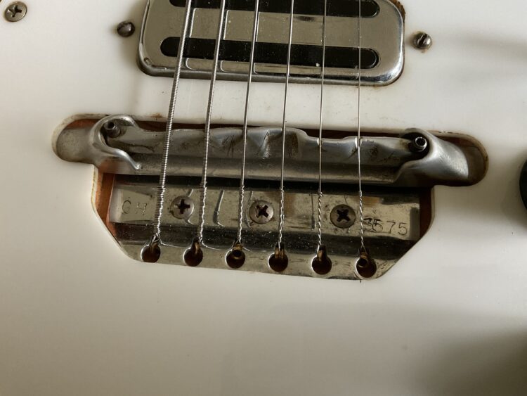 1967 Rickenbacker 950 Fireglo - Image 3