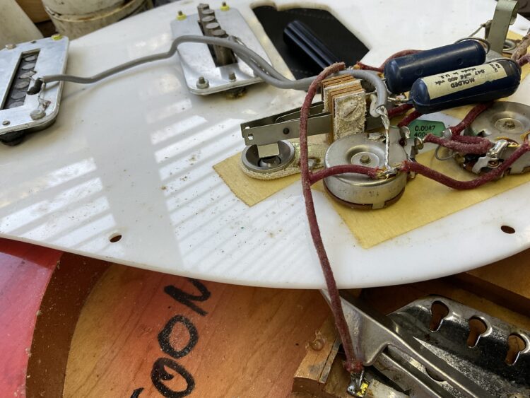 1967 Rickenbacker 950 Fireglo - Image 13