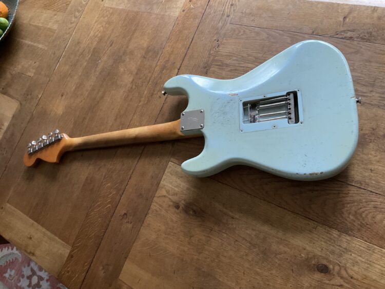 1966 Fender Stratocaster Sonic Blue - Image 9