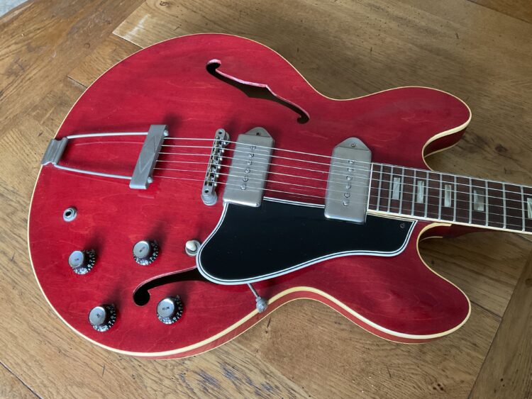 Early 1965 Gibson ES 330 TDC  Cherry Red - Image 4