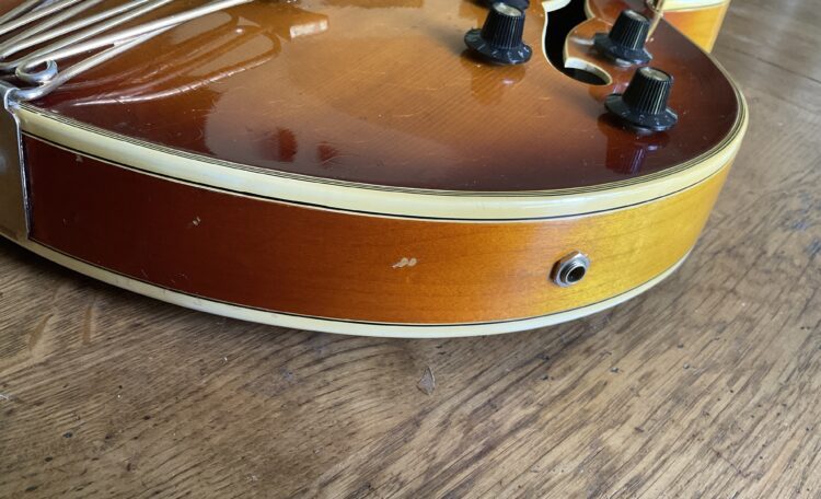 1969 Gibson Byrdland - Image 4