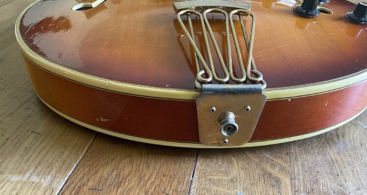 1969 Gibson Byrdland - Image 5