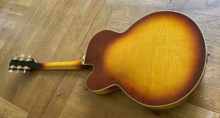 1969 Gibson Byrdland - Image 12