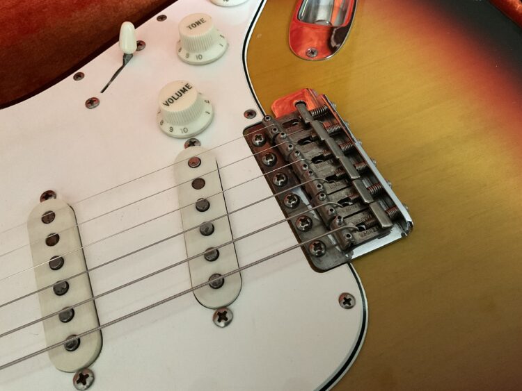 1967 Fender Stratocaster - Image 5
