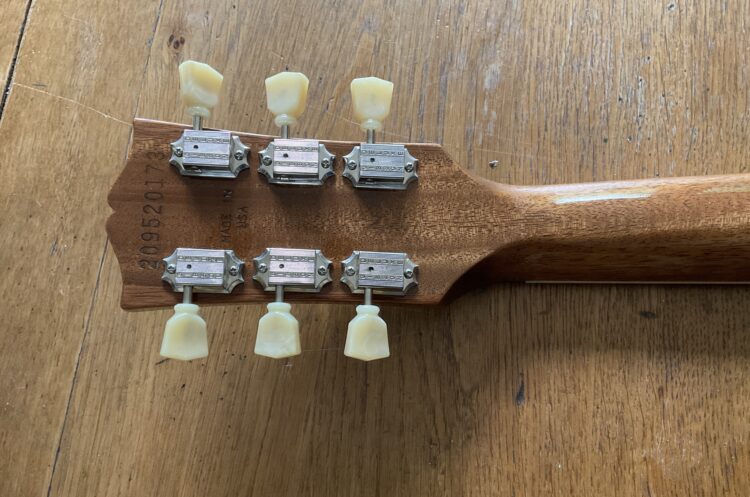 2020 Gibson Les Paul Standard Gold Top P90's - Image 7